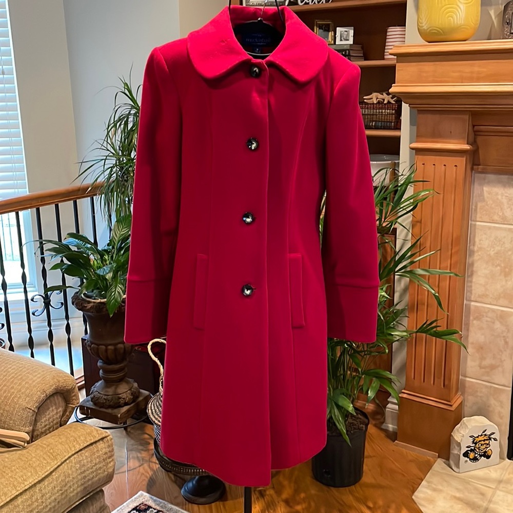 Beautiful Red Coat, size 12